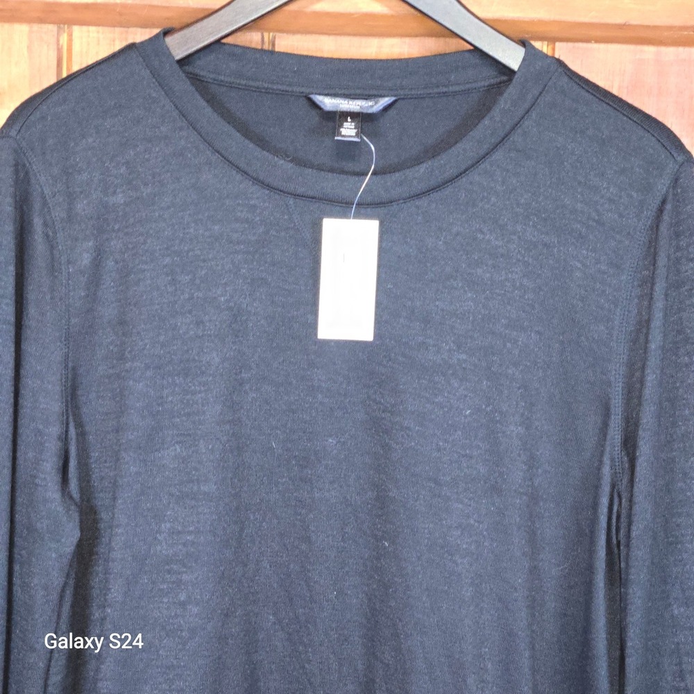 Banana Republic LuxeSpun Black Crewneck Long Sleeve‎ Top Size L
